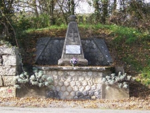 Q15-TRONE-DE-PIERRE-DALLE-JEAN-PIOVESAN